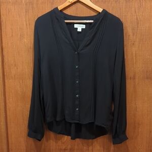 Treasure & Bond Pleated Long Sleeved Peasant Black Button-Up Blouse, Medium